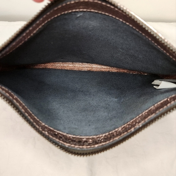 Marc Jacobs pink leather case - Picture 3 of 9